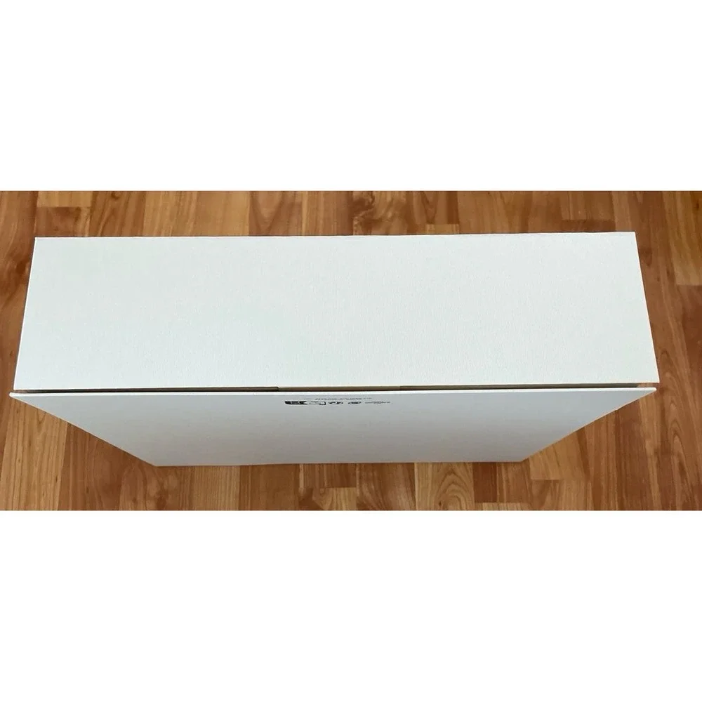 Valentino empty box‎